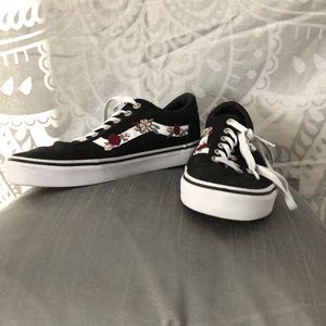 Limited edition embroidered old school vans!
